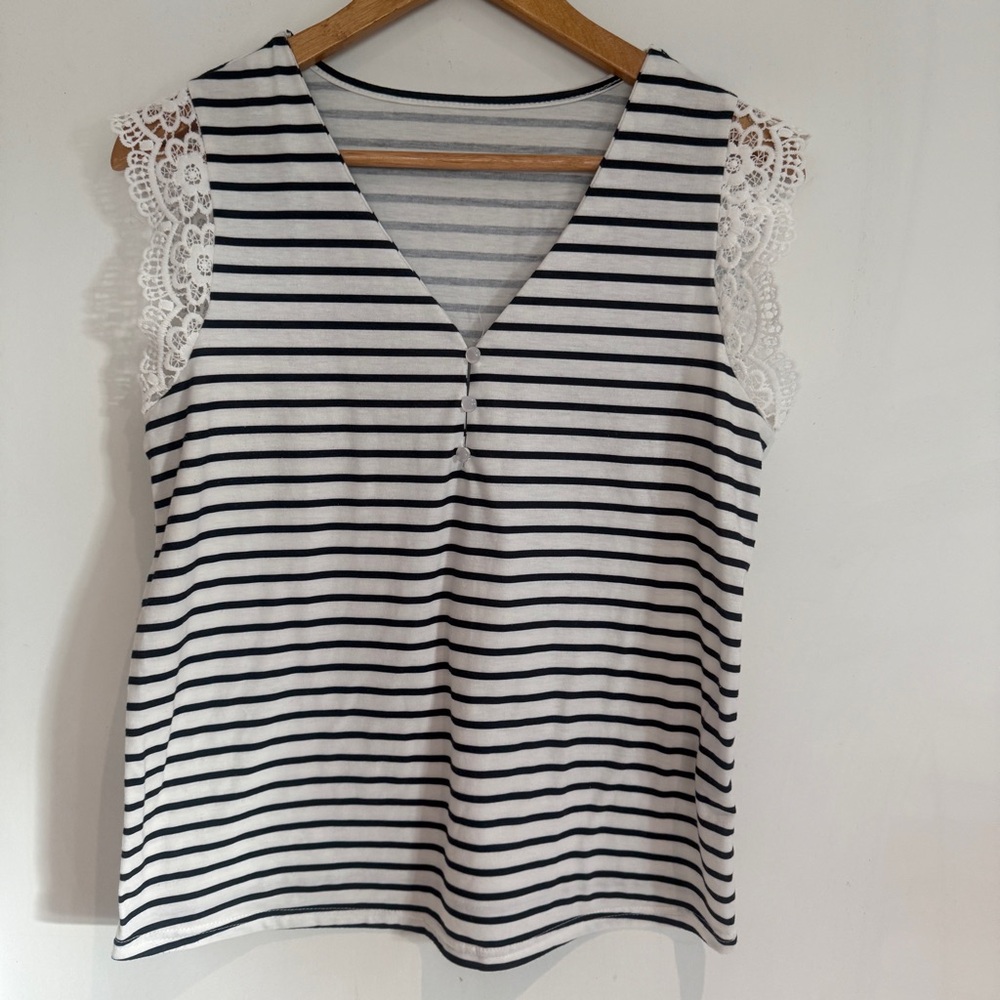 Shein Women Striped V Neck Lace Cap Sleeves Pullover Top Size M